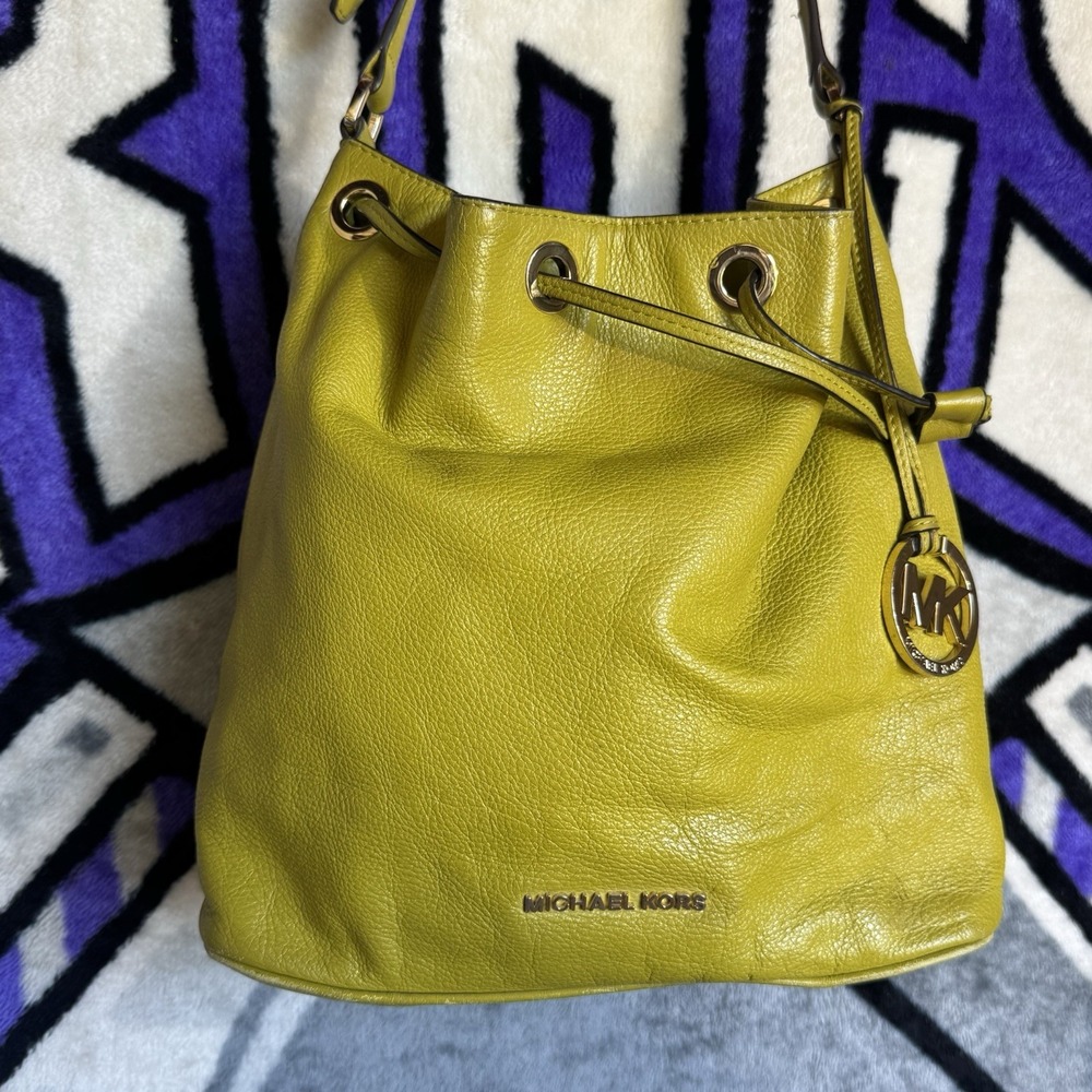 Michael Kors Apple Green Leather Jules Bucket Bag